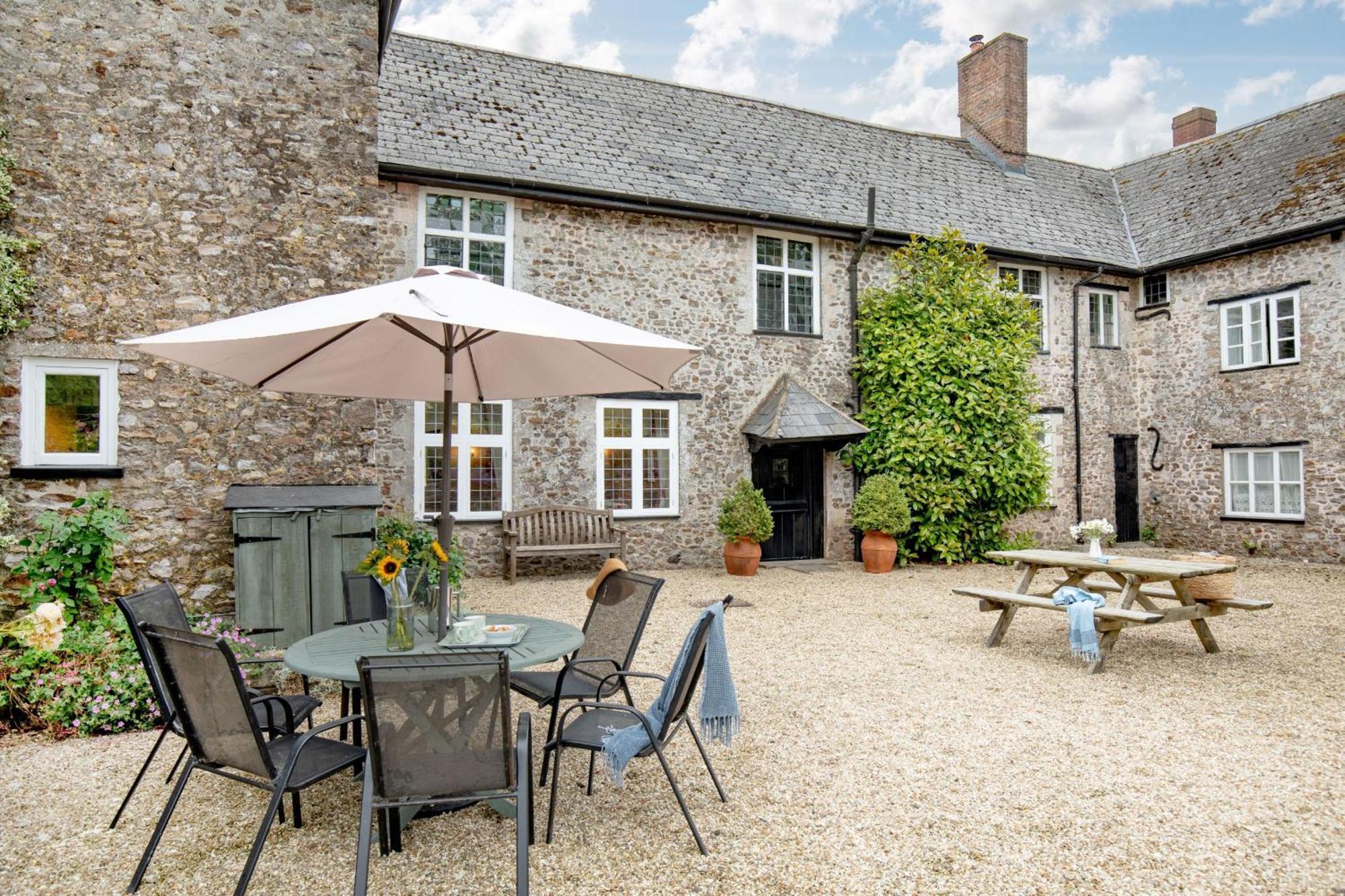 Sutton Barton Farmhouse Honiton Exterior foto